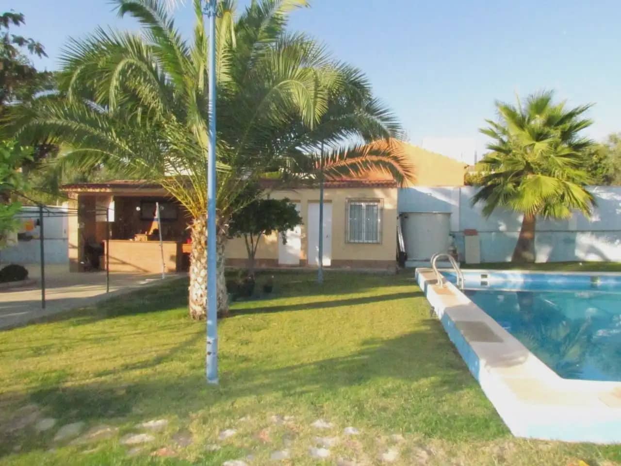 3 Zimmer Villa zu verkaufen in Lucena mit Pool - 290.000 € (Ref: 9963670)