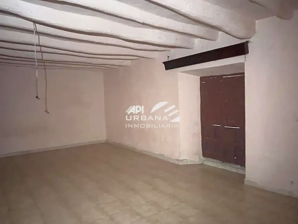6 soveværelse Byhus til salg i Lucena - € 55.000 (Ref: 9963675)