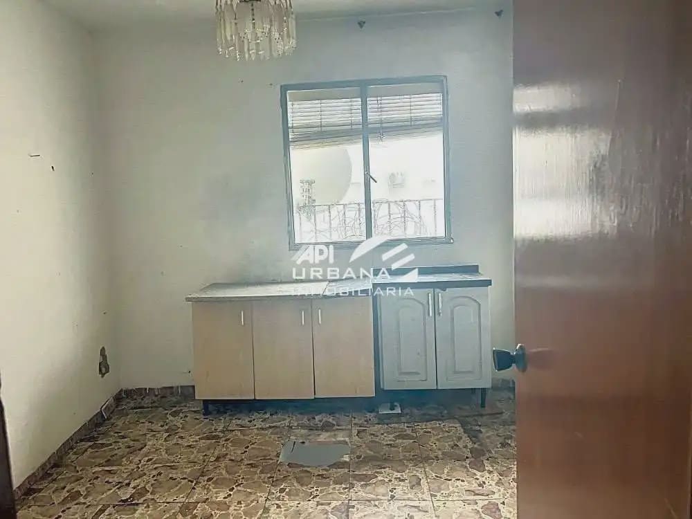 6 soveværelse Byhus til salg i Lucena - € 55.000 (Ref: 9963675)