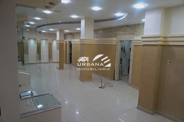 Commercieel te koop in Lucena - € 200.000 (Ref: 9963677)