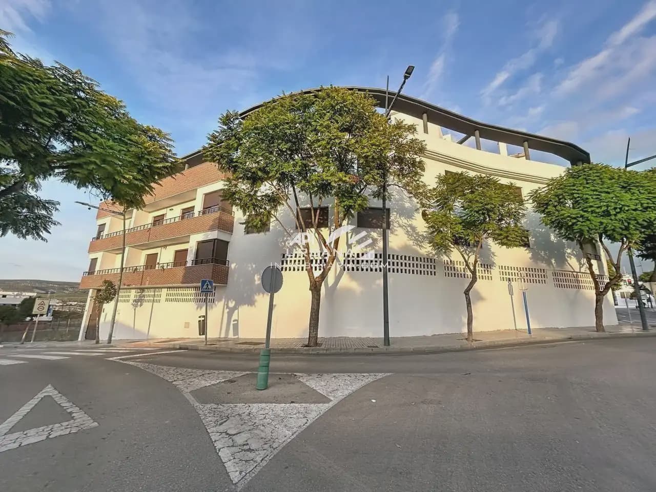 Commercial for rent in Lucena - € 150 (Ref: 9963681)