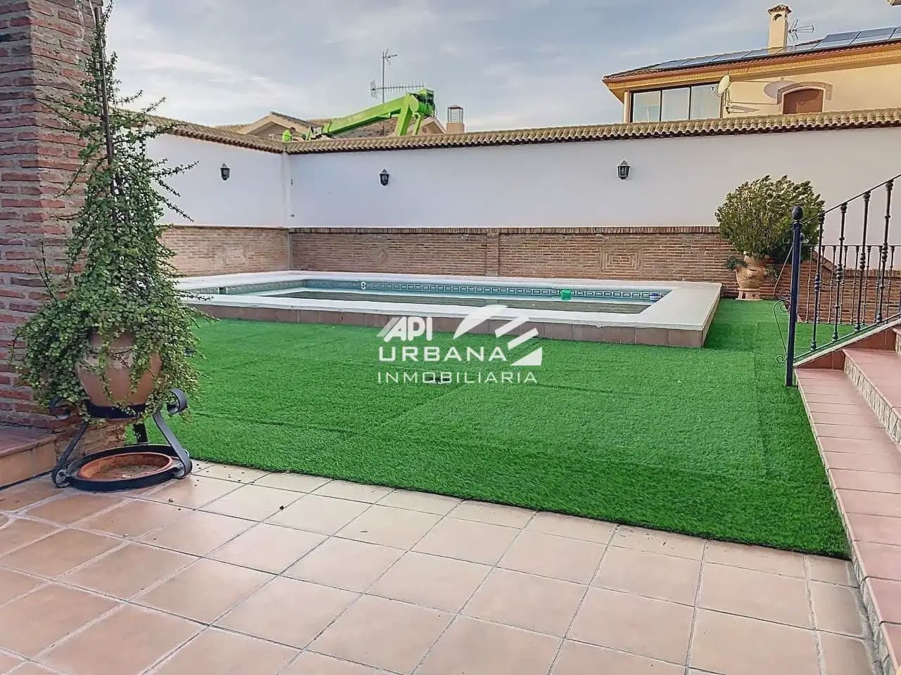 5 soveværelse Villa til salg i Lucena med swimmingpool - € 580.000 (Ref: 9963682)