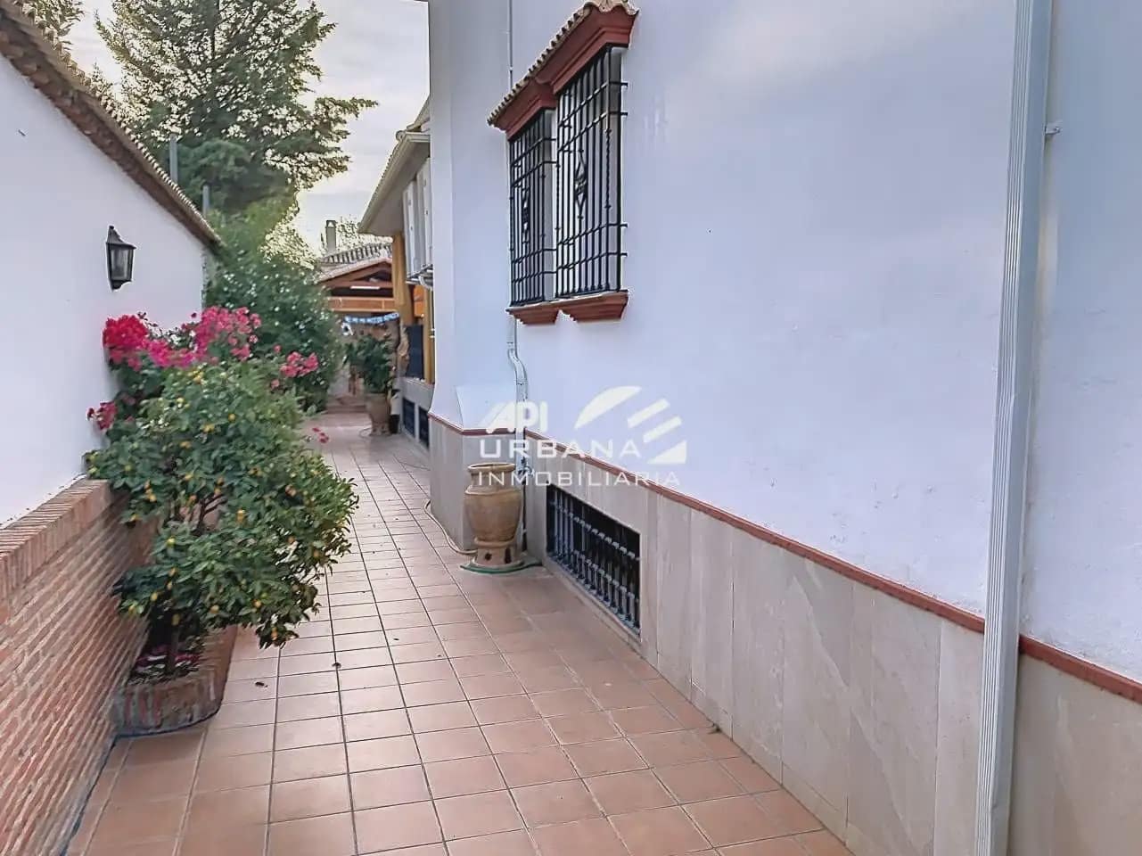 5 soveværelse Villa til salg i Lucena med swimmingpool - € 580.000 (Ref: 9963682)