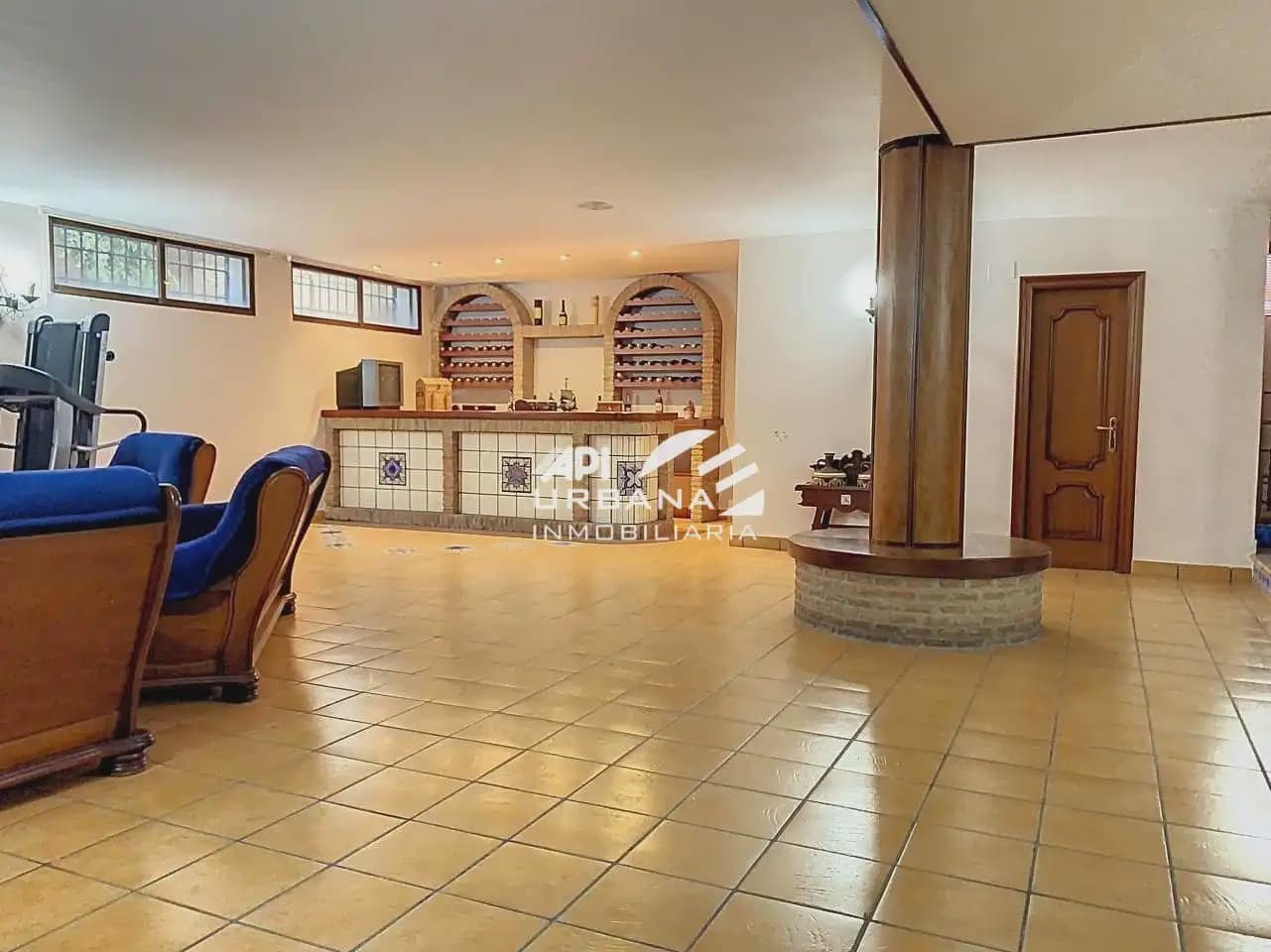 5 soveværelse Villa til salg i Lucena med swimmingpool - € 580.000 (Ref: 9963682)