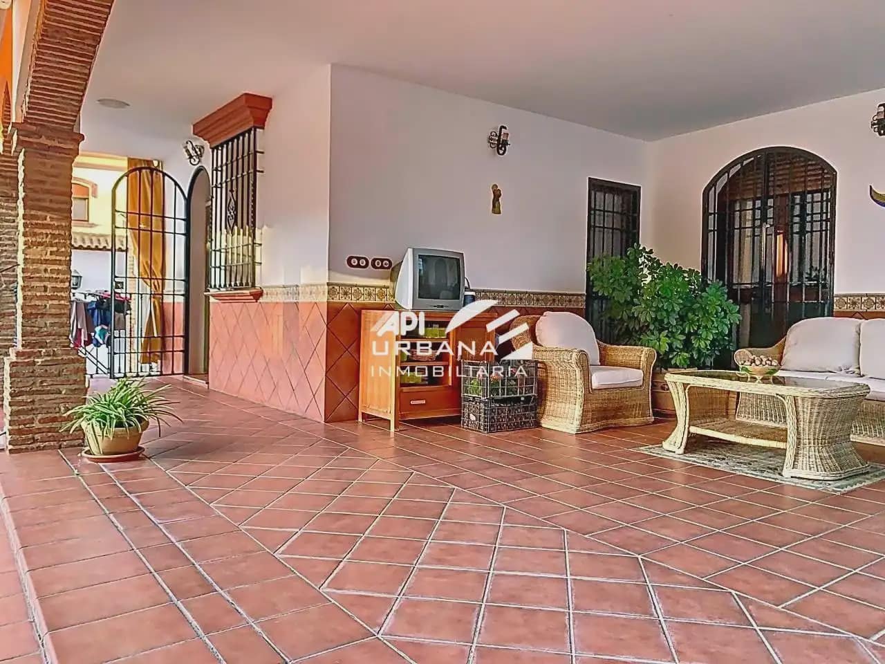 5 soveværelse Villa til salg i Lucena med swimmingpool - € 580.000 (Ref: 9963682)