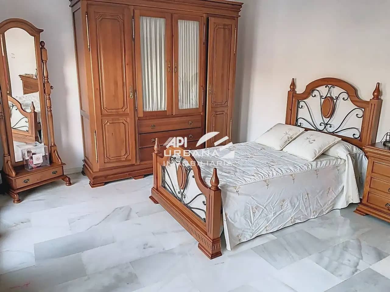 5 soveværelse Villa til salg i Lucena med swimmingpool - € 580.000 (Ref: 9963682)