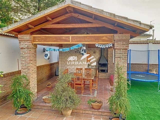 5 soveværelse Villa til salg i Lucena med swimmingpool - € 580.000 (Ref: 9963682)