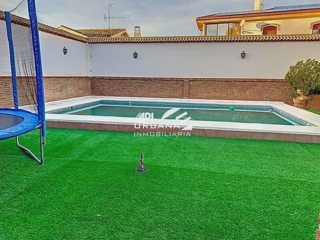 5 soveværelse Villa til salg i Lucena med swimmingpool - € 580.000 (Ref: 9963682)