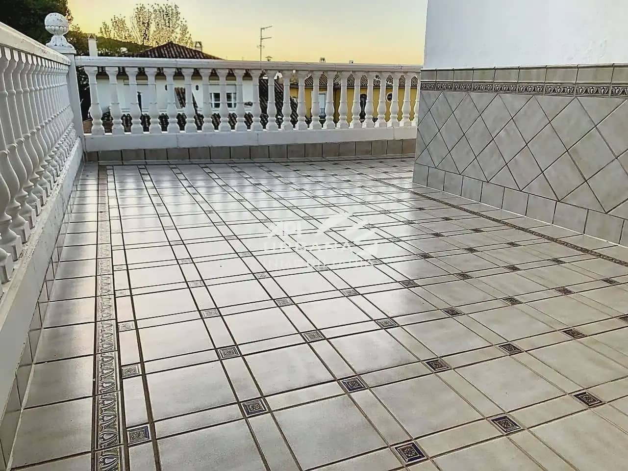 5 soveværelse Villa til salg i Lucena med swimmingpool - € 580.000 (Ref: 9963682)