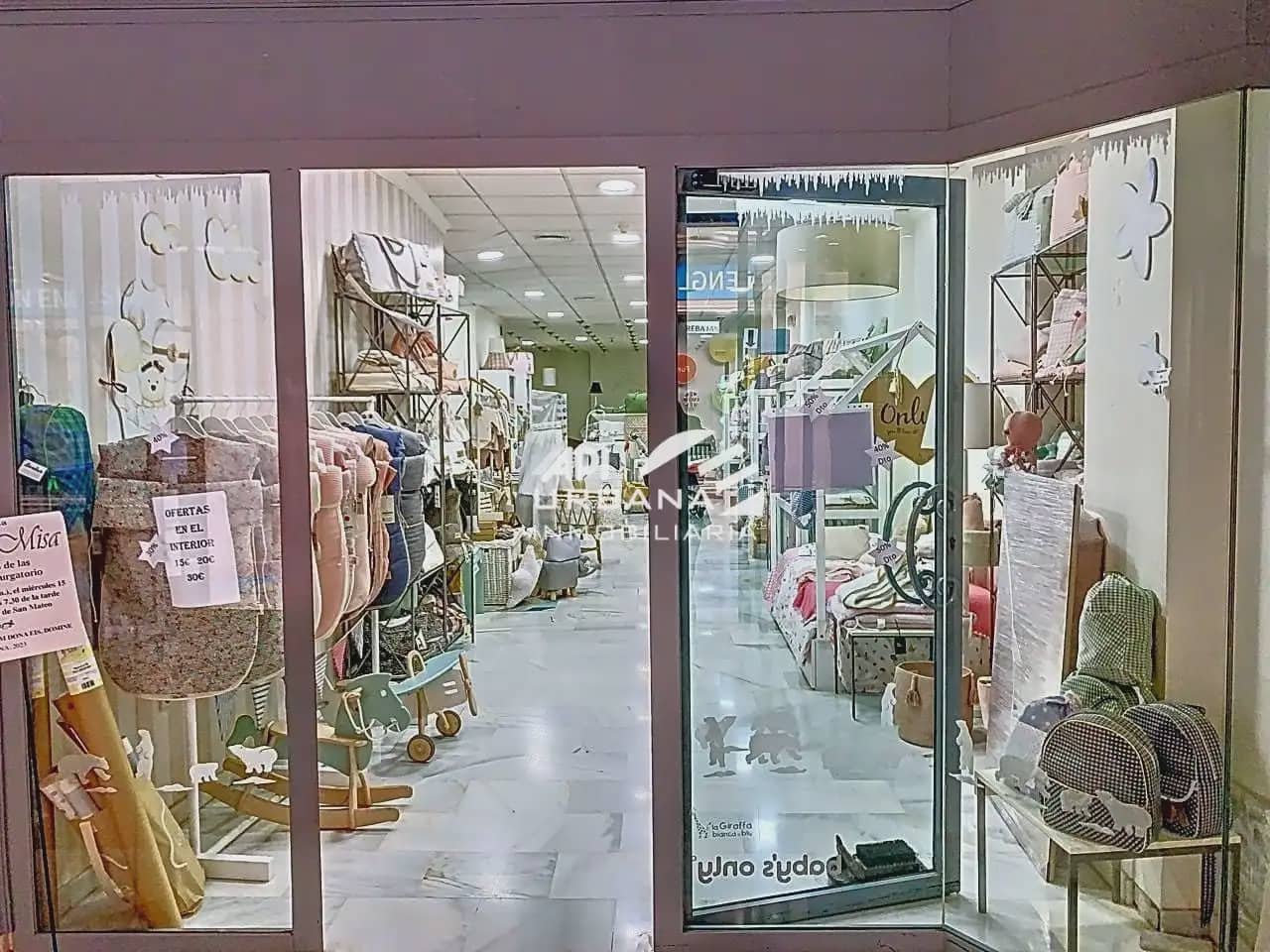 Commercial for rent in Lucena - € 450 (Ref: 9963683)