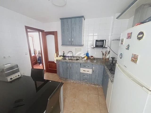 3 soveværelse Lejlighed til salg i Lucena med garage - € 130.000 (Ref: 9963684)