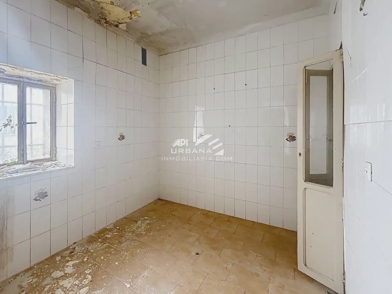 8 bedroom Townhouse for sale in Cabra - € 80,000 (Ref: 9963687)