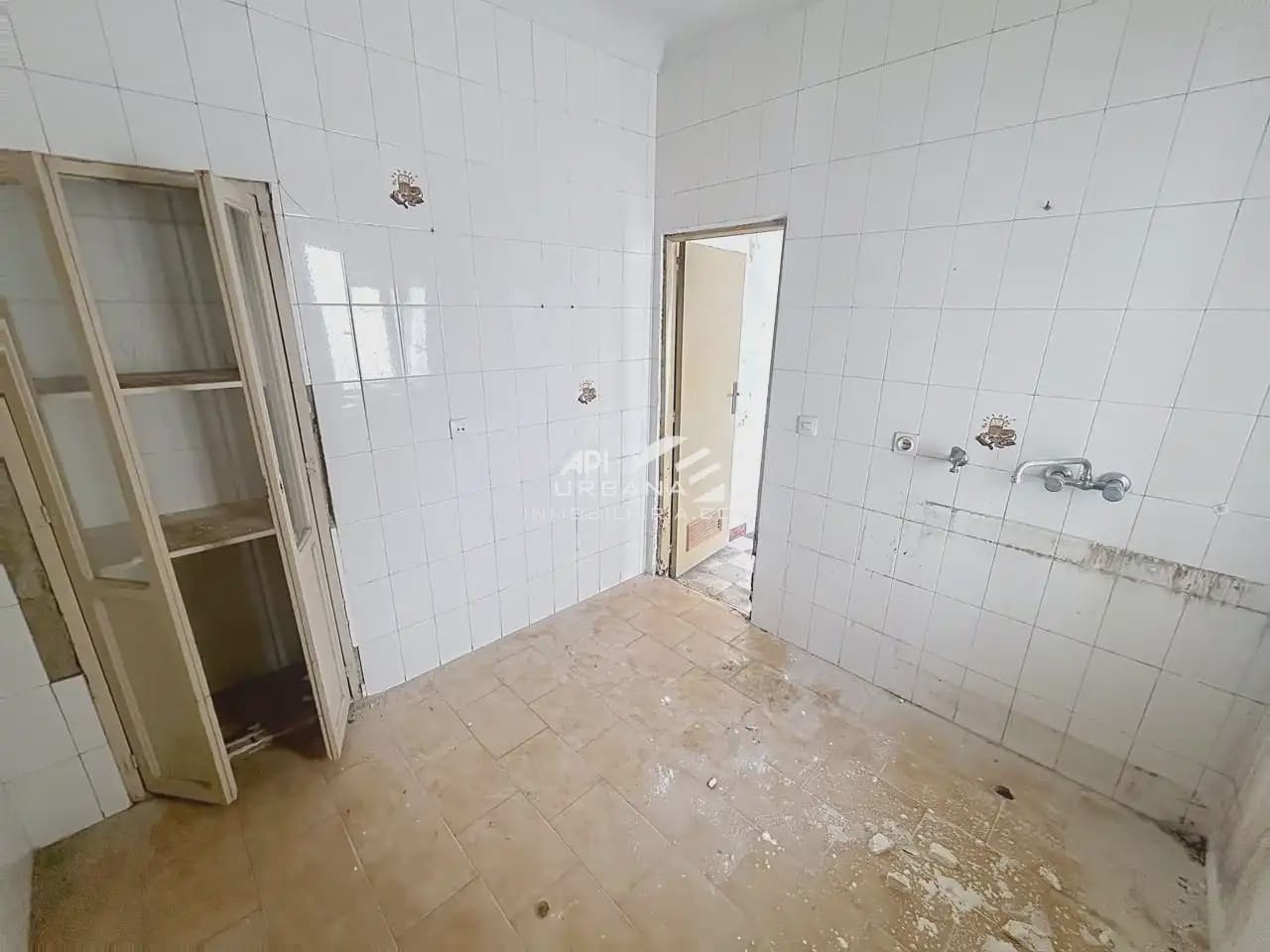 8 bedroom Townhouse for sale in Cabra - € 80,000 (Ref: 9963687)