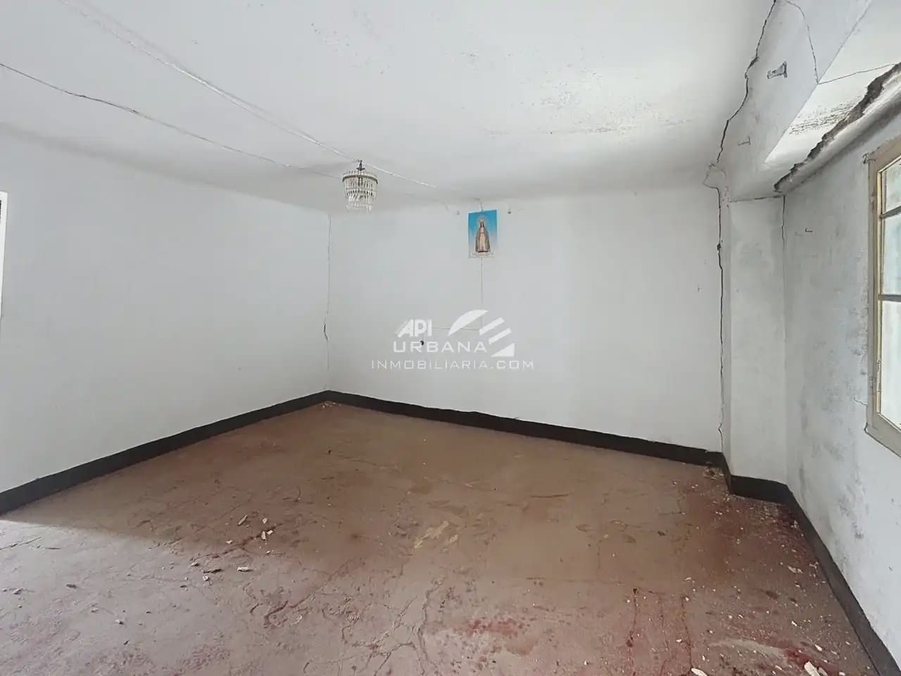 8 bedroom Townhouse for sale in Cabra - € 80,000 (Ref: 9963687)