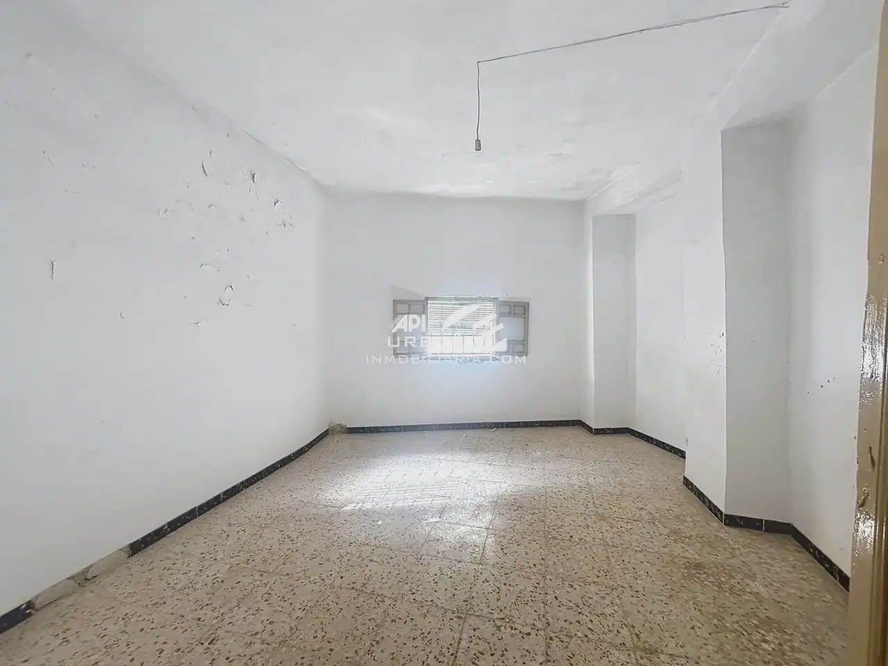 8 bedroom Townhouse for sale in Cabra - € 80,000 (Ref: 9963687)