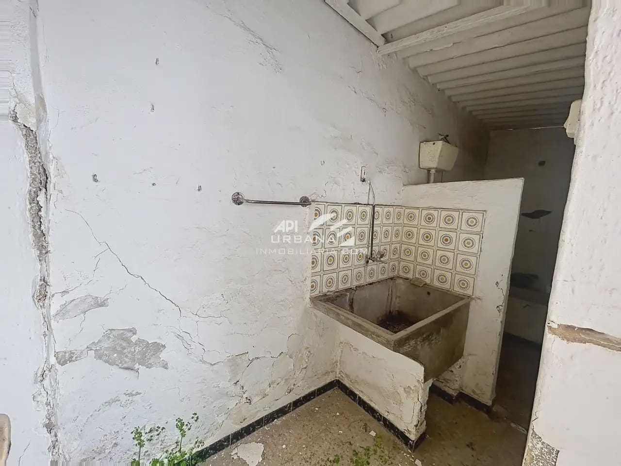 8 bedroom Townhouse for sale in Cabra - € 80,000 (Ref: 9963687)