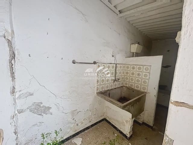 8 soveværelse Byhus til salg i Cabra - € 80.000 (Ref: 9963687)