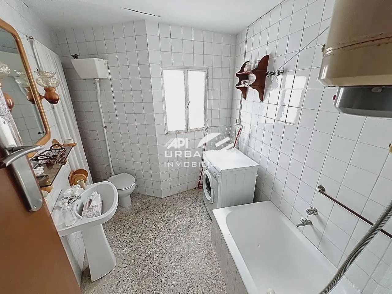 4 soveværelse Finca/Landehus til salg i Lucena med swimmingpool - € 370.000 (Ref: 9963692)
