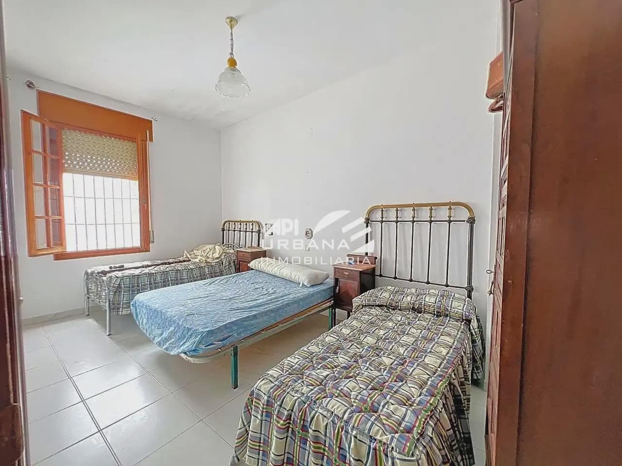 4 soveværelse Finca/Landehus til salg i Lucena med swimmingpool - € 370.000 (Ref: 9963692)