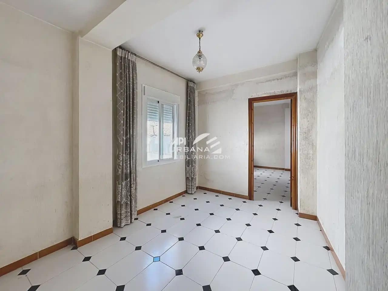 6 soveværelse Byhus til salg i Lucena - € 180.000 (Ref: 9963694)
