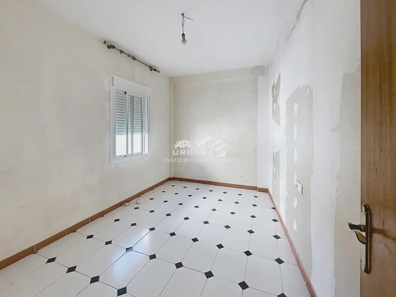6 soveværelse Byhus til salg i Lucena - € 180.000 (Ref: 9963694)