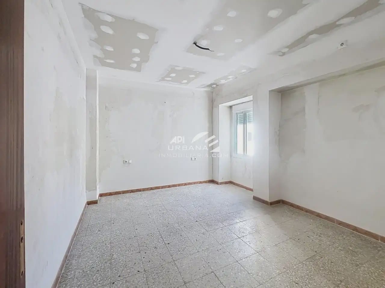 6 soveværelse Byhus til salg i Lucena - € 180.000 (Ref: 9963694)