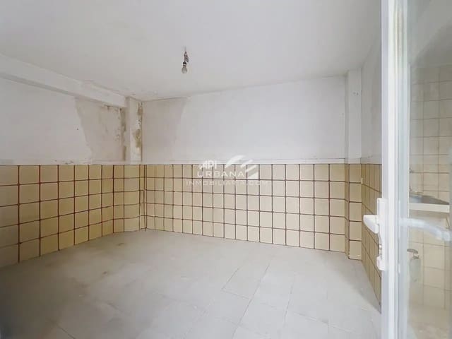 6 soveværelse Byhus til salg i Lucena - € 180.000 (Ref: 9963694)
