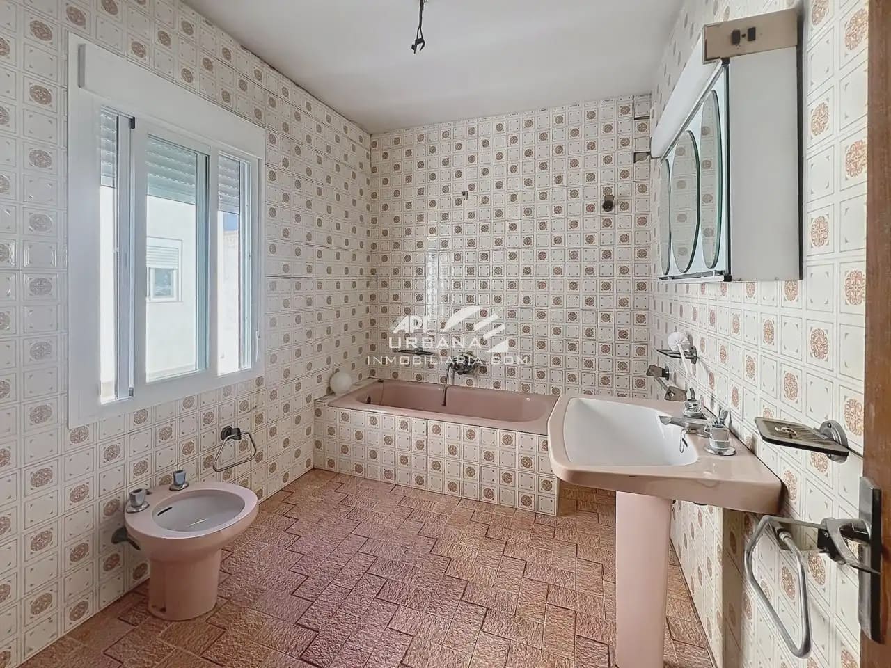 6 soveværelse Byhus til salg i Lucena - € 180.000 (Ref: 9963694)