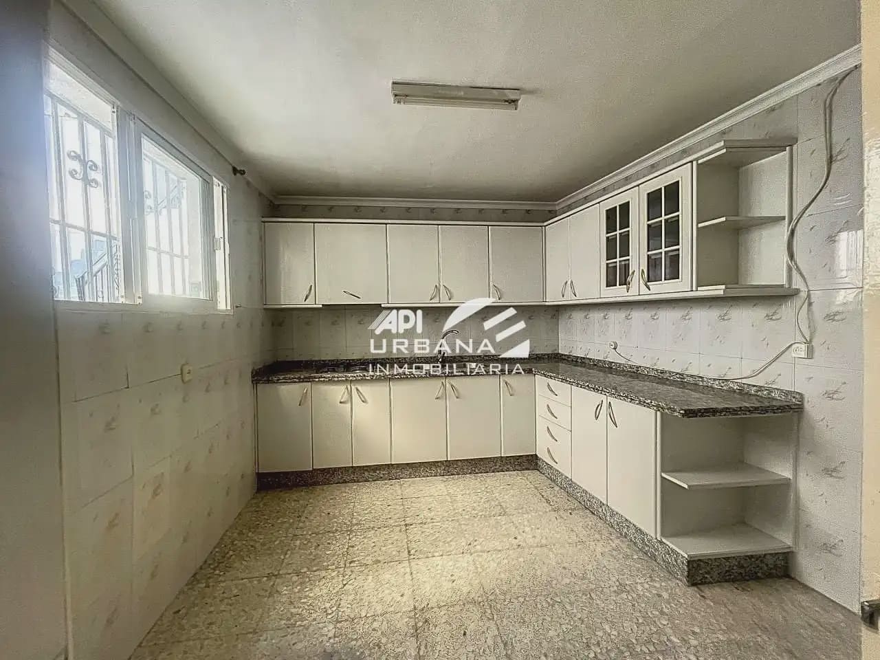 4 sypialnia Dom na sprzedaż w Lucena - 126 000 € (Ref: 9963700)