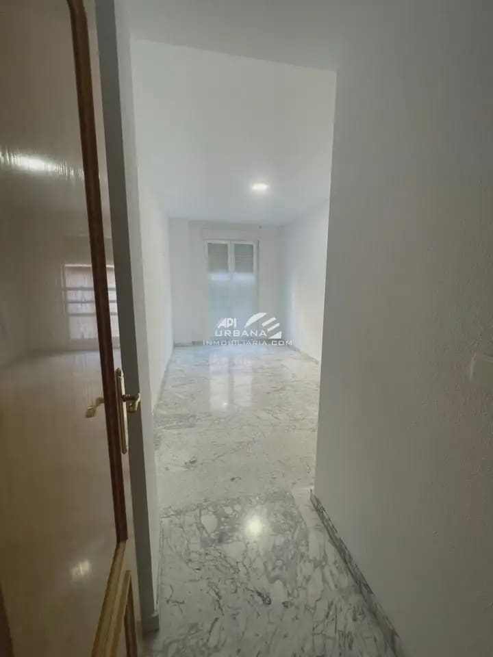 3 makuuhuone Asunto myytävänä paikassa Lucena - 195 000 € (Ref: 9963704)