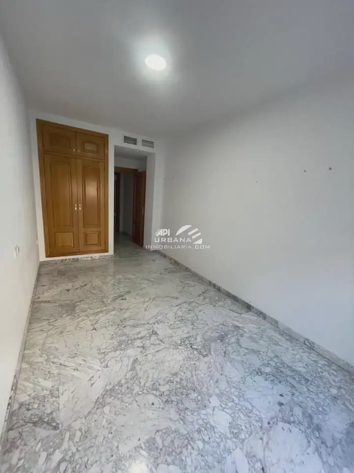3 makuuhuone Asunto myytävänä paikassa Lucena - 195 000 € (Ref: 9963704)