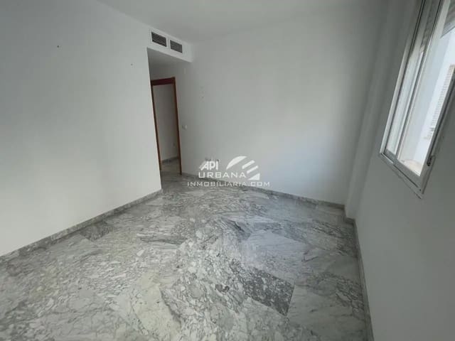 3 makuuhuone Asunto myytävänä paikassa Lucena - 195 000 € (Ref: 9963704)