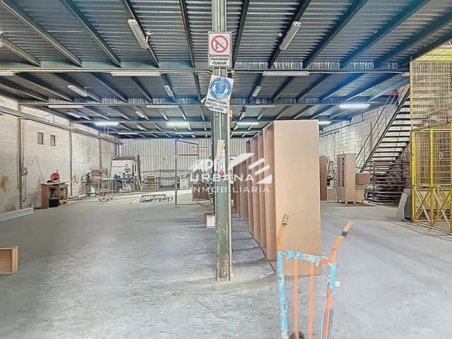 Commercieel te koop in Lucena - € 600.000 (Ref: 9963706)