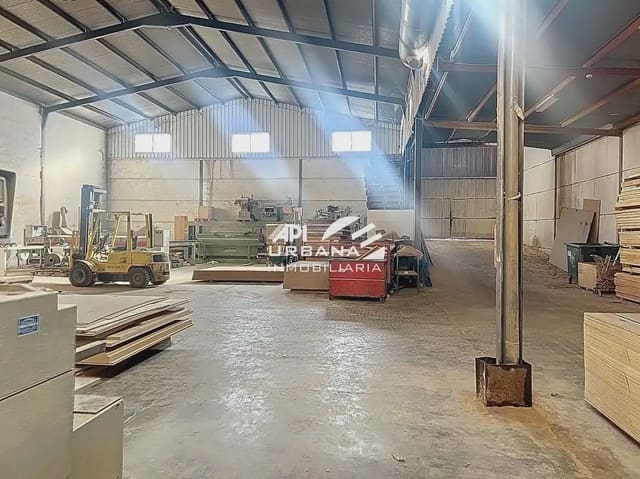 Commercieel te koop in Lucena - € 600.000 (Ref: 9963706)