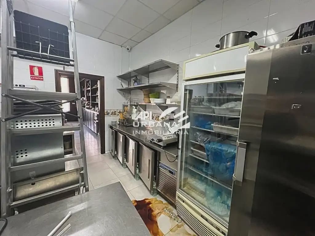 Kommersiell til salgs i Lucena - € 240 000 (Ref: 9963708)