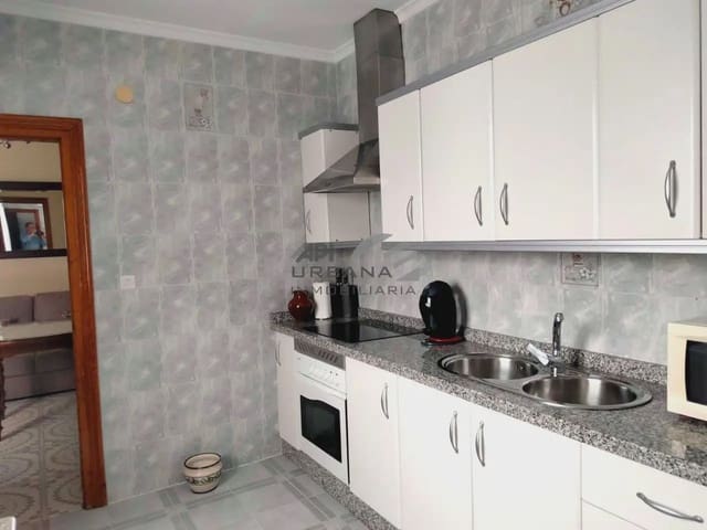 4 soveværelse Byhus til salg i Lucena - € 170.000 (Ref: 9963709)