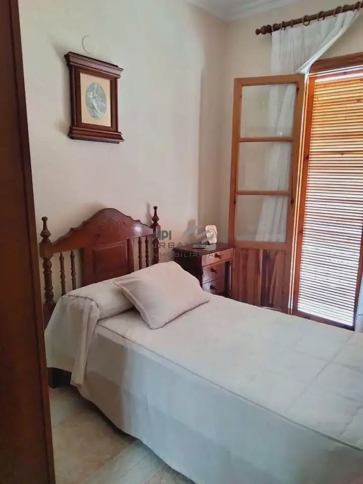 4 quarto Casa em Banda para venda em Lucena - 170 000 € (Ref: 9963709)