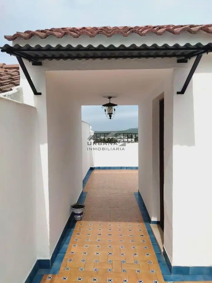 4 quarto Casa em Banda para venda em Lucena - 170 000 € (Ref: 9963709)