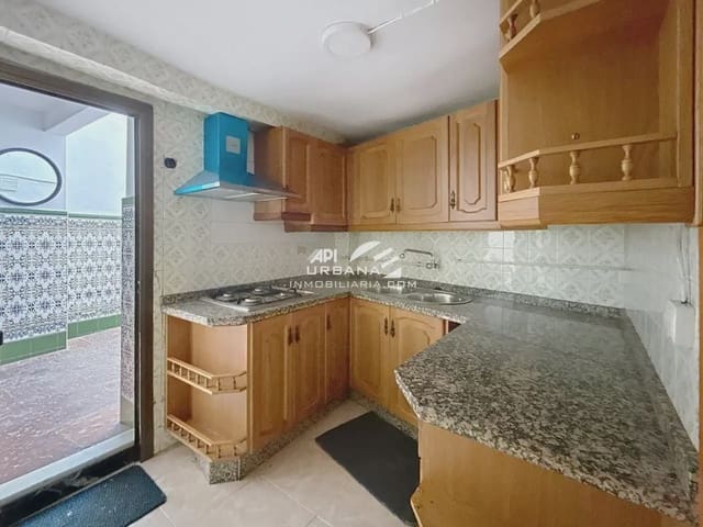 4 soveværelse Byhus til salg i Lucena - € 83.000 (Ref: 9963712)