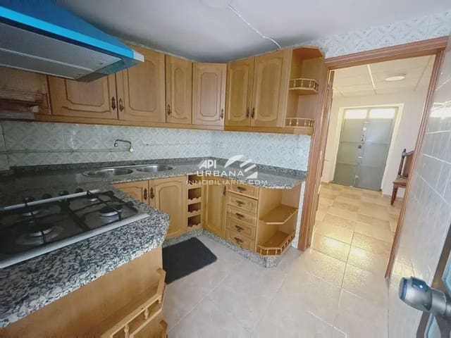4 soveværelse Byhus til salg i Lucena - € 83.000 (Ref: 9963712)