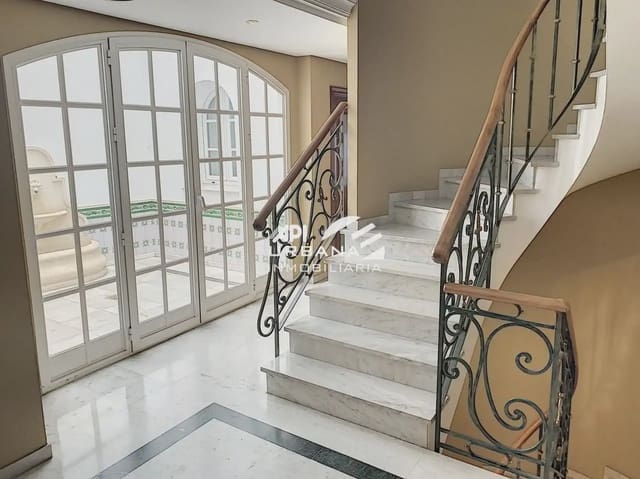 6 Zimmer Villa zu verkaufen in Lucena - 400.000 € (Ref: 9963713)