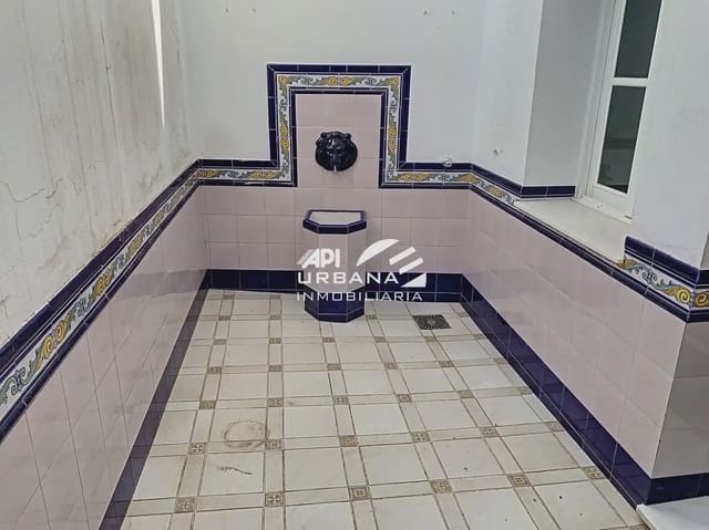 6 Zimmer Villa zu verkaufen in Lucena - 400.000 € (Ref: 9963713)