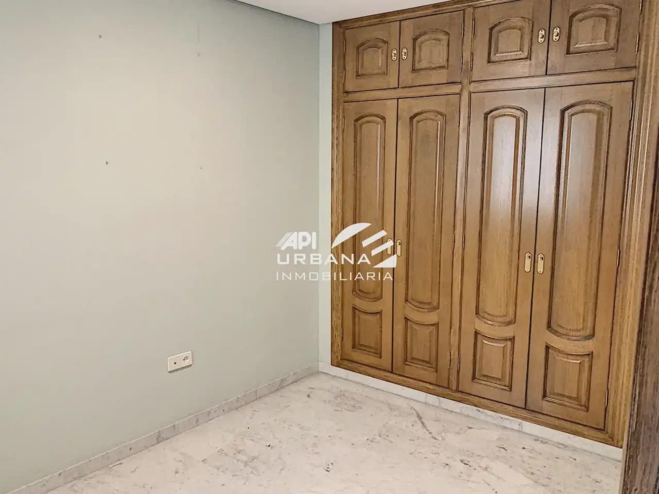 6 Zimmer Villa zu verkaufen in Lucena - 400.000 € (Ref: 9963713)