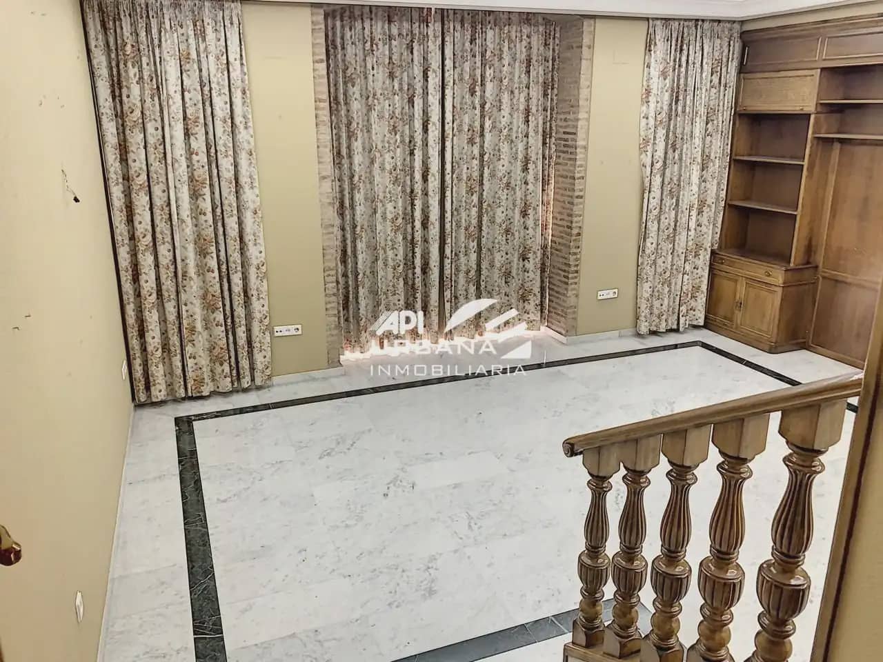 6 Zimmer Villa zu verkaufen in Lucena - 400.000 € (Ref: 9963713)