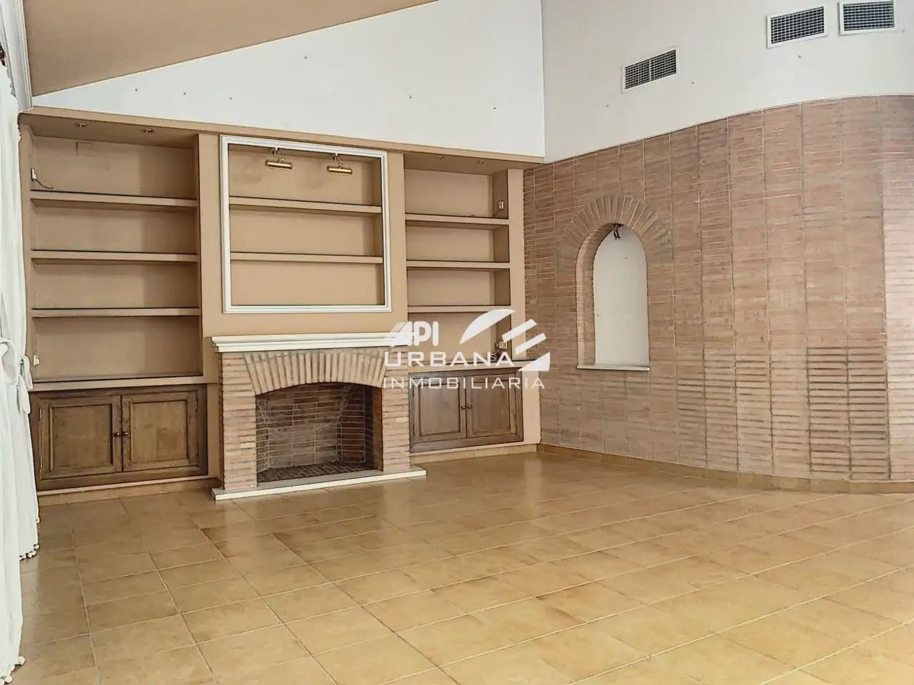 6 Zimmer Villa zu verkaufen in Lucena - 400.000 € (Ref: 9963713)