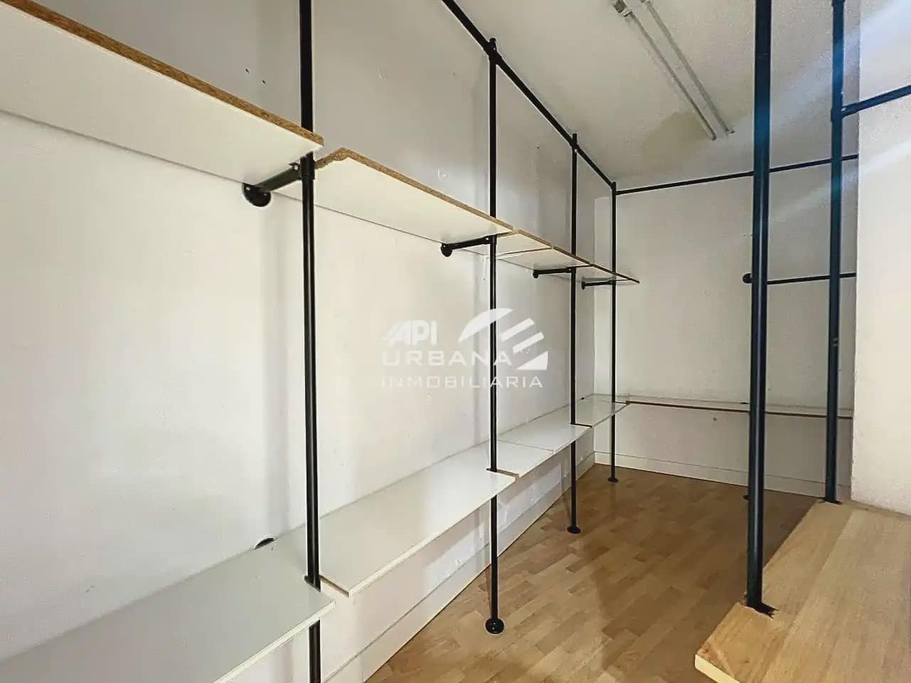 Erhverv til salg i Lucena - € 230.000 (Ref: 9963718)