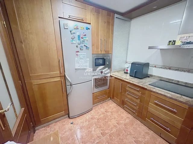 3 camera da letto Appartamento in vendita in Lucena - 126.000 € (Rif: 9963724)