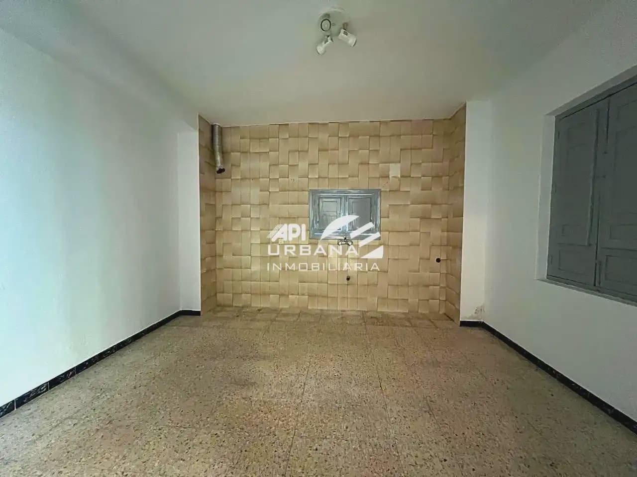 4 sypialnia Dom na sprzedaż w Rute z garażem - 120 000 € (Ref: 9963743)