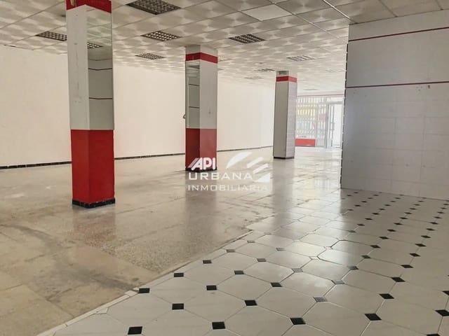 Kommersiell til leie i Lucena - € 700 (Ref: 9963753)