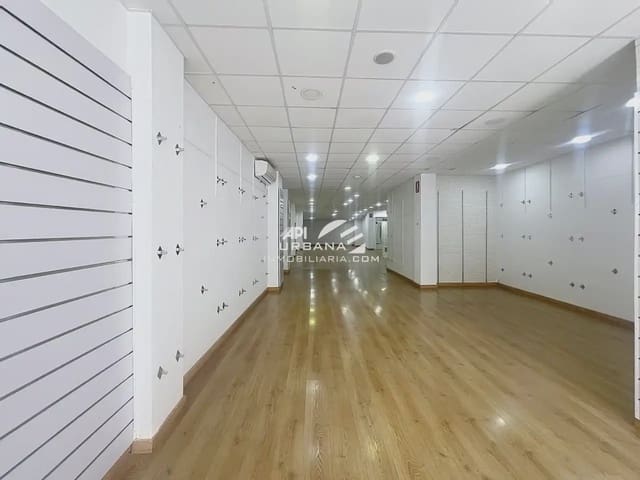 Comercial para venda em Lucena - 220 000 € (Ref: 9963774)